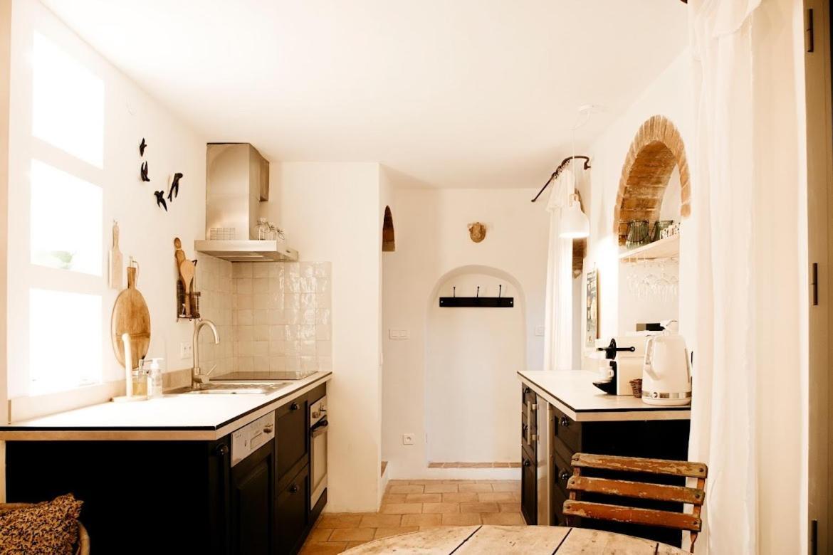 La Petite Maison Лурмарин Экстерьер фото